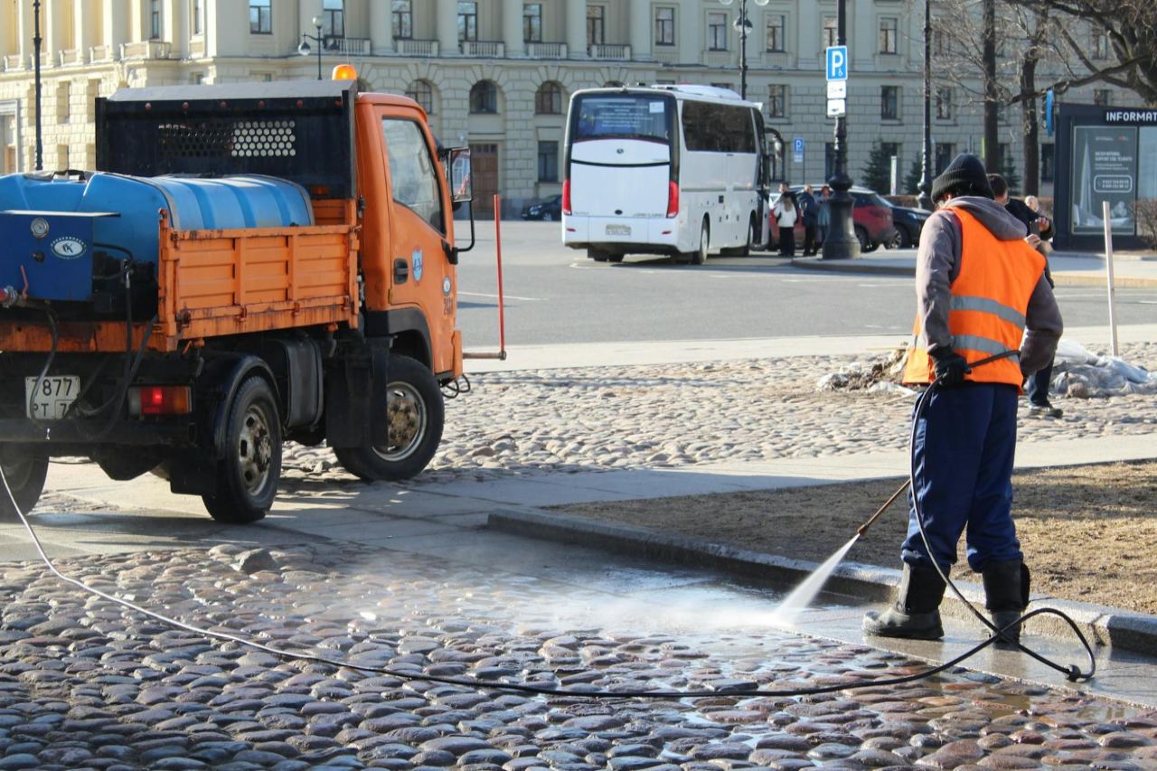 Driveway Cleaning Services-1