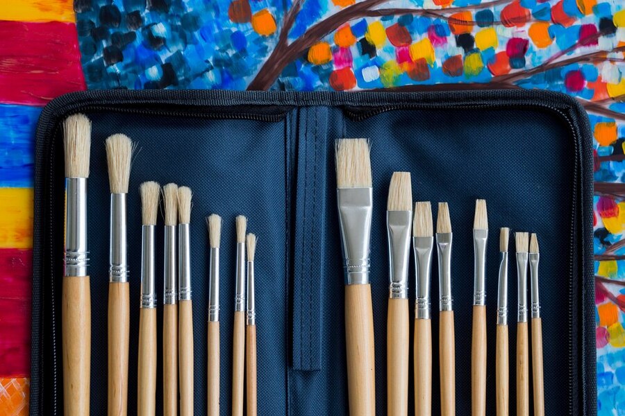 What Are Paint Brushes Made Of? Materials, Types & Best Uses Explained